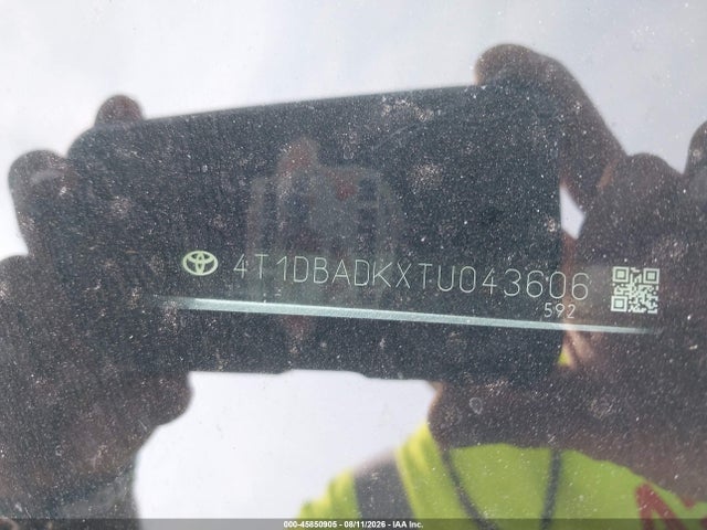 2026 Toyota Camry Le მანქანა იყიდება აუქციონზე, vin: 4T1DBADKXTU043606, აუქციონის ნომერი: 45850905