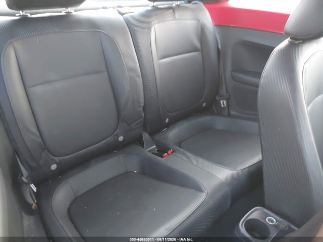 2012 Volkswagen Beetle 2.5l მანქანა იყიდება აუქციონზე, vin: 3VWJP7AT8CM646189, აუქციონის ნომერი: 45850911