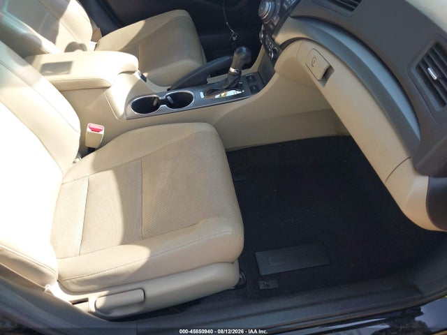 Продажа на аукционе авто 2013 Acura Ilx 2.0l, vin: 19VDE1F72DE013870, номер лота: 45850940