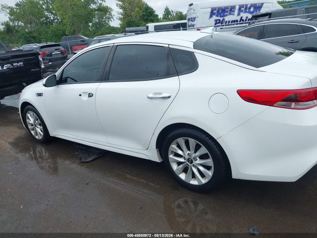Продажа на аукционе авто 2018 Kia Optima Lx, vin: 5XXGT4L35JG271235, номер лота: 45850972