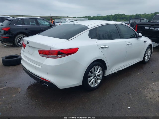Продажа на аукционе авто 2018 Kia Optima Lx, vin: 5XXGT4L35JG271235, номер лота: 45850972