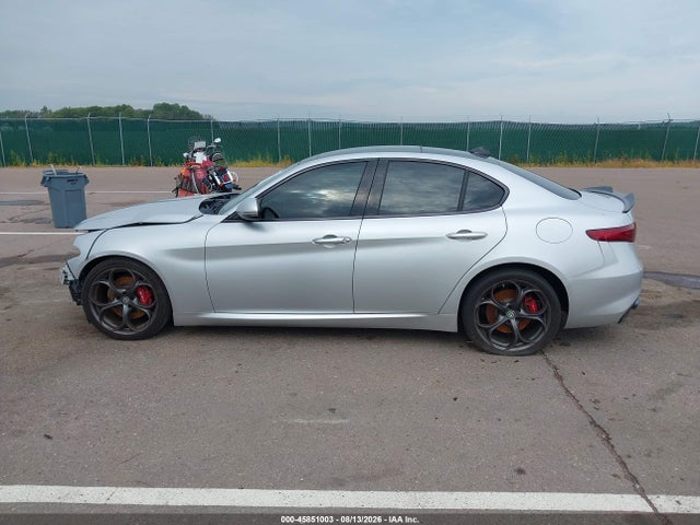Продаж на аукціоні авто 2018 Alfa Romeo Giulia Ti Sport Rwd, vin: ZARFAECN2J7568146, номер лоту: 45851003