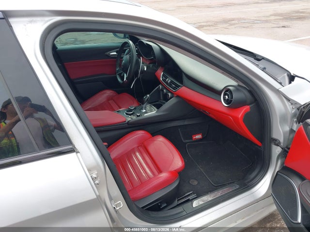 Продаж на аукціоні авто 2018 Alfa Romeo Giulia Ti Sport Rwd, vin: ZARFAECN2J7568146, номер лоту: 45851003