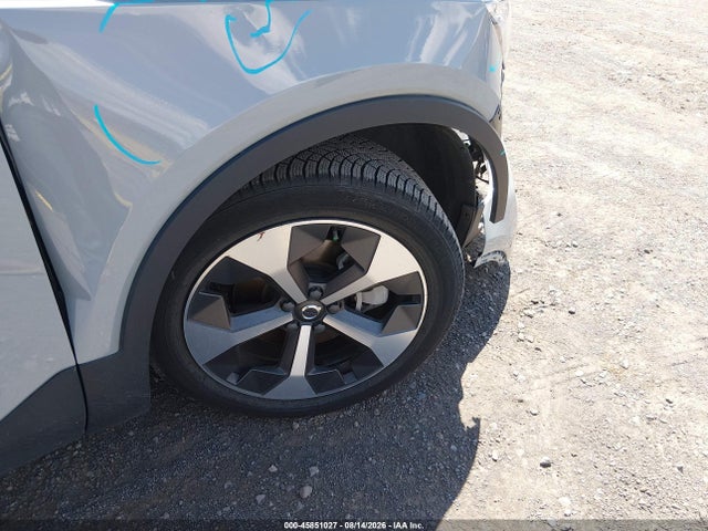 YV4L12UL7R2292089 Volvo Xc40 B5 Plus Dark Theme
