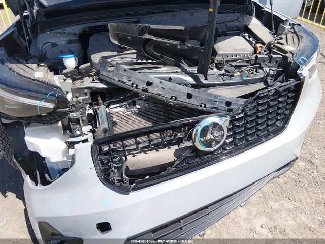 YV4L12UL7R2292089 Volvo Xc40 B5 Plus Dark Theme