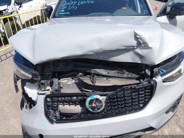YV4L12UL7R2292089 Volvo Xc40 B5 Plus Dark Theme