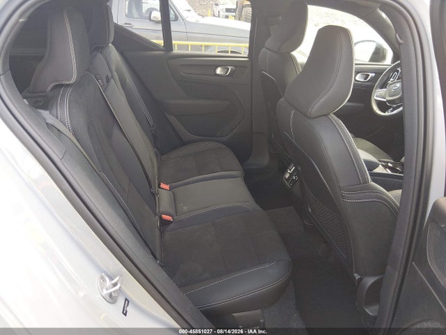 YV4L12UL7R2292089 Volvo Xc40 B5 Plus Dark Theme
