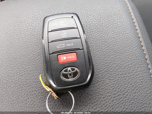 2026 Toyota Camry Xle მანქანა იყიდება აუქციონზე, vin: 4T1DBADK6TU051945, აუქციონის ნომერი: 45851034