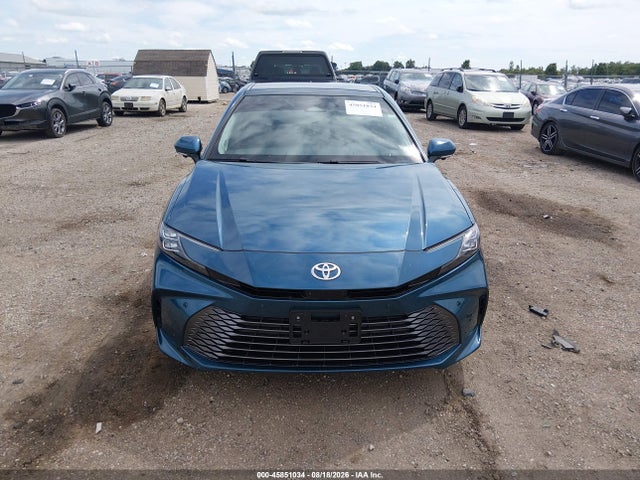 2026 Toyota Camry Xle მანქანა იყიდება აუქციონზე, vin: 4T1DBADK6TU051945, აუქციონის ნომერი: 45851034