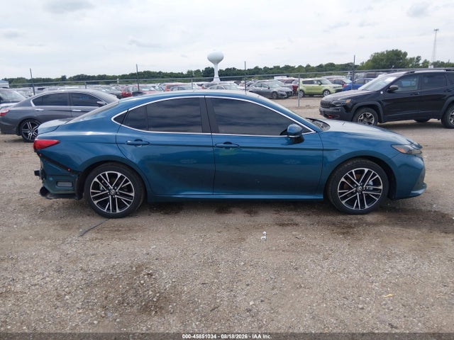 2026 Toyota Camry Xle მანქანა იყიდება აუქციონზე, vin: 4T1DBADK6TU051945, აუქციონის ნომერი: 45851034