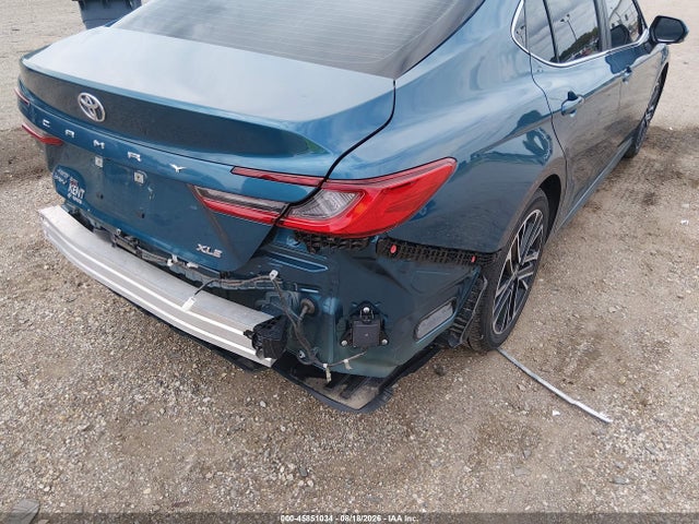 2026 Toyota Camry Xle მანქანა იყიდება აუქციონზე, vin: 4T1DBADK6TU051945, აუქციონის ნომერი: 45851034