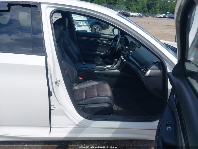 Продаж на аукціоні авто 2018 Honda Accord Sport, vin: 1HGCV1F30JA167929, номер лоту: 45851056