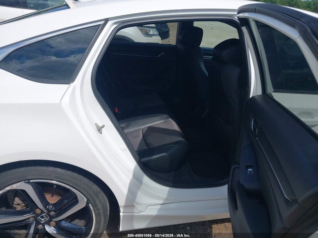 Продаж на аукціоні авто 2018 Honda Accord Sport, vin: 1HGCV1F30JA167929, номер лоту: 45851056