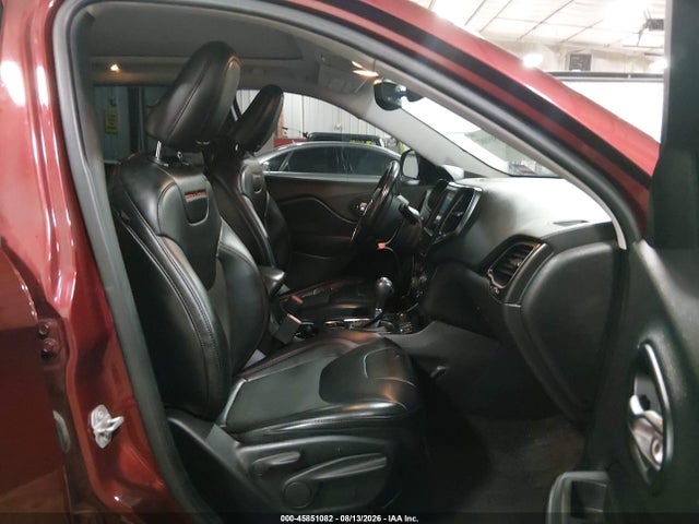 2019 Jeep Cherokee Trailhawk 4x4 მანქანა იყიდება აუქციონზე, vin: 1C4PJMBX4KD183346, აუქციონის ნომერი: 45851082