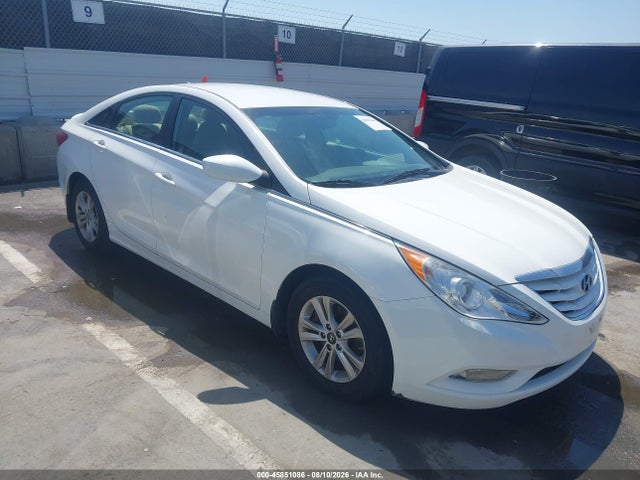 45851086 :رقم المزاد ، 5NPEB4AC0DH764195 vin ، 2013 Hyundai Sonata Gls مزاد بيع