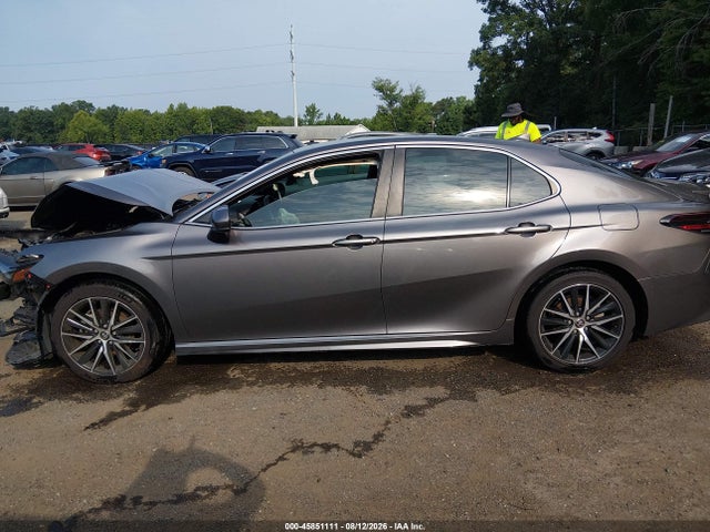 Продажа на аукционе авто 2021 Toyota Camry Se, vin: 4T1G11AK8MU584725, номер лота: 45851111