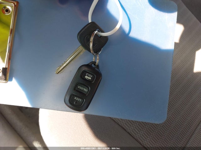 Продажа на аукционе авто 2005 Toyota Camry Le, vin: 4T1BE32K45U977745, номер лота: 45851261