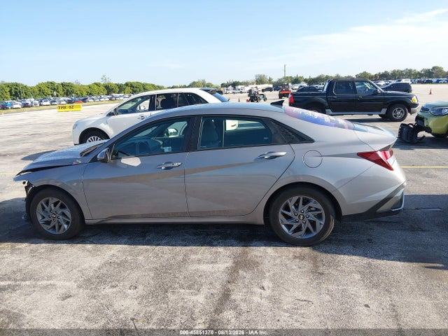 Продаж на аукціоні авто 2024 Hyundai Elantra Sel, vin: KMHLM4DG2RU709997, номер лоту: 45851370