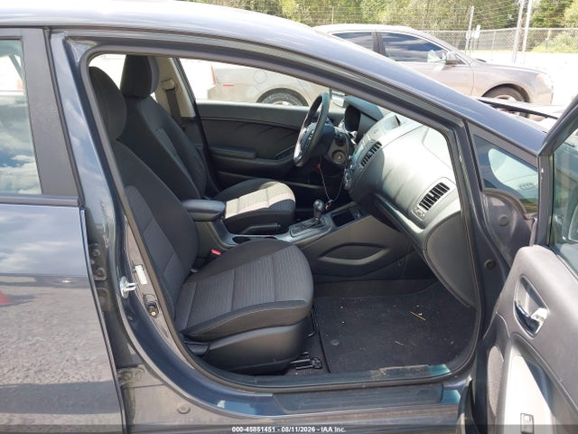 KNAFX4A60G5608952 KIA FORTE LX