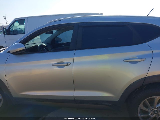 Aukcja sprzedaży 2016 Hyundai Tucson Se, vin: KM8J33A45GU174143, numer aukcji: 45851502