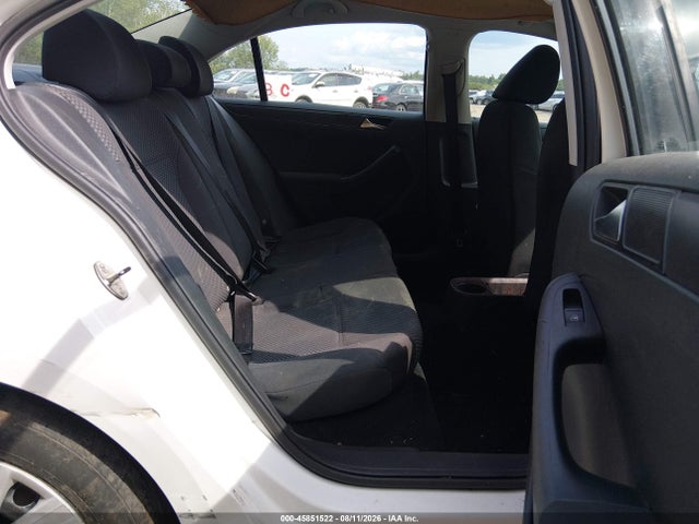 2011 Volkswagen Jetta 2.0l S მანქანა იყიდება აუქციონზე, vin: 3VW2K7AJXBM380593, აუქციონის ნომერი: 45851522