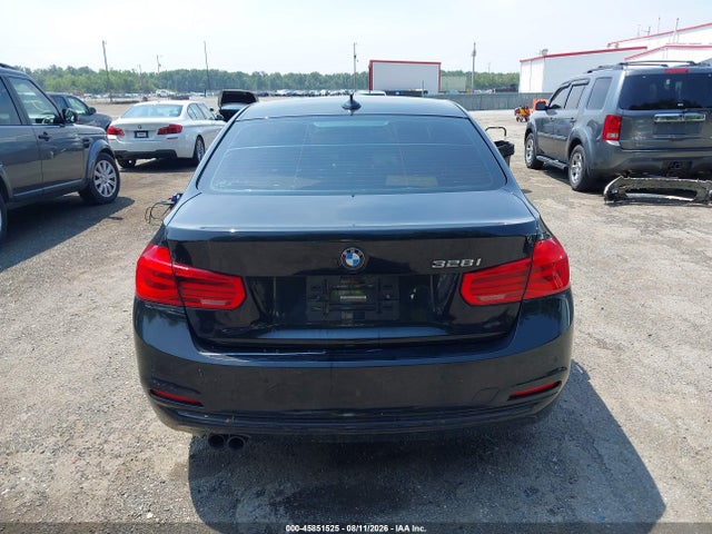 Продажа на аукционе авто 2016 Bmw 328i, vin: WBA8E9G54GNU27766, номер лота: 45851525