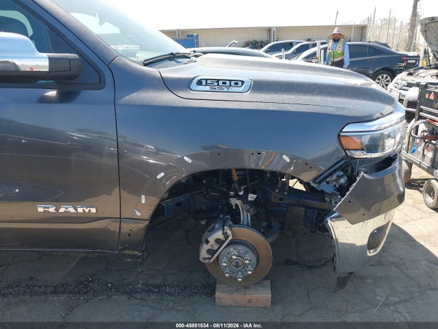 1C6SRFJP1SN734558 RAM 1500 Laramie 4x4 5&#039;7 Box
