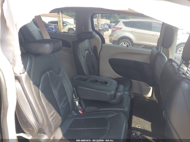 45851610 :رقم المزاد ، 2C4RC1BG8HR571381 vin ، 2017 Chrysler Pacifica Touring-l مزاد بيع