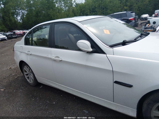 Продаж на аукціоні авто 2007 Bmw 328xi, vin: WBAVC93517KX60698, номер лоту: 45851627