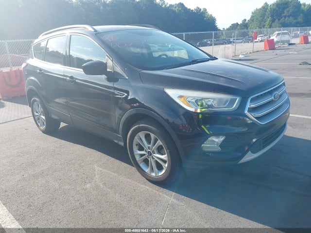 Продажа на аукционе авто 2017 Ford Escape Se, vin: 1FMCU9GD6HUC97550, номер лота: 45851643