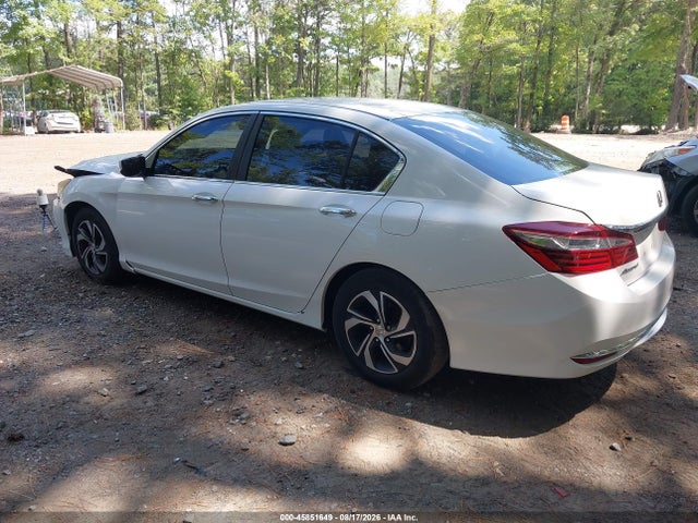 45851649 :رقم المزاد ، 1HGCR2F36HA050635 vin ، 2017 Honda Accord Lx مزاد بيع