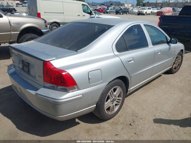 Продажа на аукционе авто 2005 Volvo S60 2.5t A/2.5t A Sr W/premium Package, vin: YV1RS592552473823, номер лота: 45851668