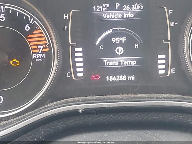 45851685 :رقم المزاد ، 1C4PJLCB0KD285188 vin ، 2019 Jeep Cherokee Latitude Fwd مزاد بيع
