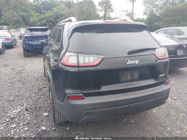 45851685 :رقم المزاد ، 1C4PJLCB0KD285188 vin ، 2019 Jeep Cherokee Latitude Fwd مزاد بيع