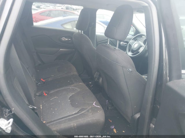 45851685 :رقم المزاد ، 1C4PJLCB0KD285188 vin ، 2019 Jeep Cherokee Latitude Fwd مزاد بيع