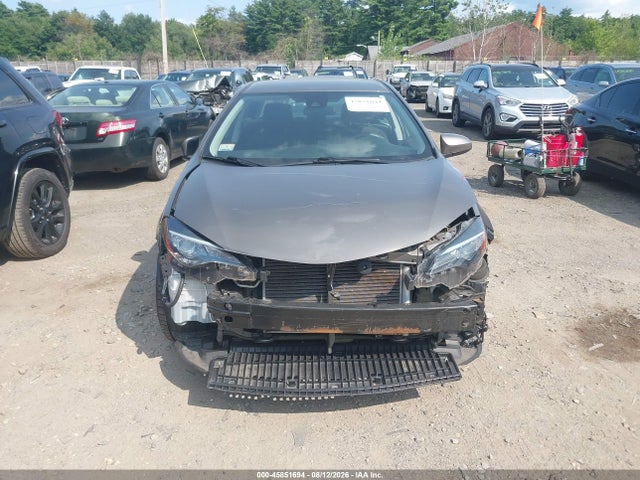 2T1BURHE2JC109102 Toyota COROLLA LE