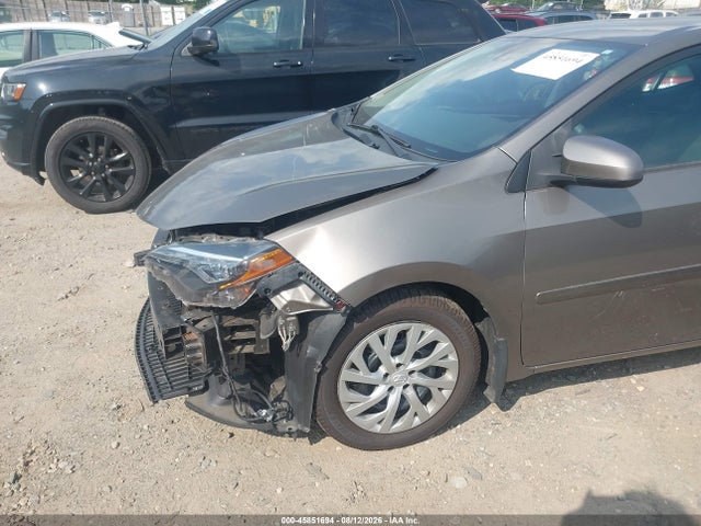 2T1BURHE2JC109102 Toyota COROLLA LE