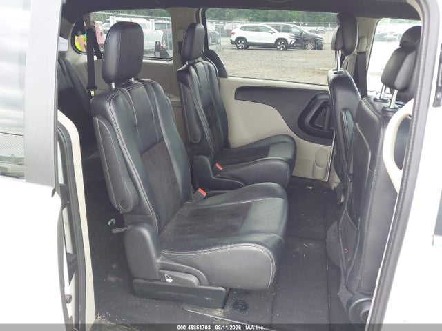45851703 :رقم المزاد ، 2C4RDGCG8HR826061 vin ، 2017 Dodge Grand Caravan Sxt مزاد بيع