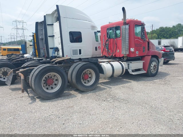 Продаж на аукціоні авто 2002 Freightliner Conventional St112, vin: 1FUJA9ASX2LJ67563, номер лоту: 45851770