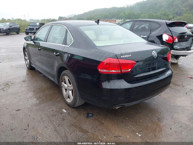 45851824 :رقم المزاد ، 1VWBP7A33CC053152 vin ، 2012 Volkswagen Passat 2.5l Se مزاد بيع