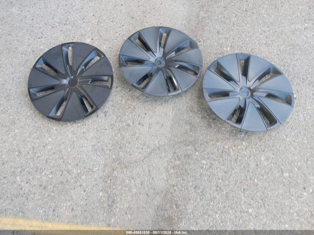 5YJ3E1EA1SF050464 Tesla MODEL 3