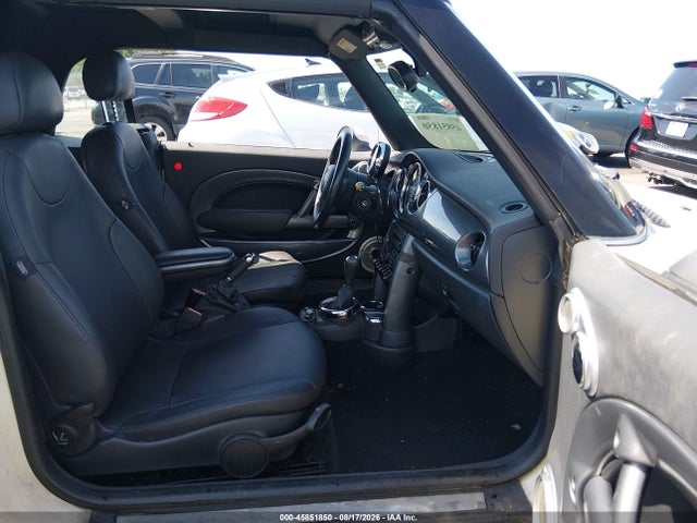 Продажа на аукционе авто 2006 Mini Cooper, vin: WMWRF33556TG16041, номер лота: 45851850