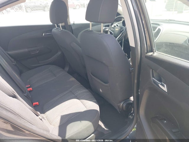 45851863 :رقم المزاد ، 1G1JD5SH1J4119851 vin ، 2018 Chevrolet Sonic Lt Auto مزاد بيع