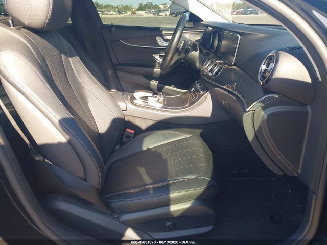 Продаж на аукціоні авто 2018 Mercedes-benz E 300, vin: WDDZF4JBXJA370175, номер лоту: 45851870
