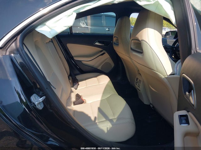 45851938 :رقم المزاد ، WDDSJ4EB7EN069565 vin ، 2014 Mercedes-benz Cla 250 مزاد بيع