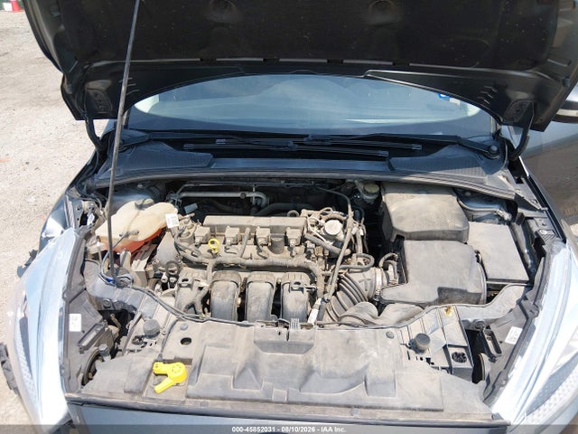 1FADP3K29GL379446 Ford FOCUS SE