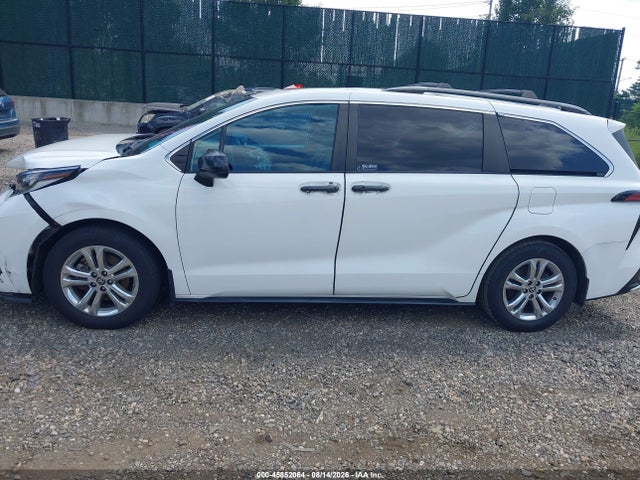Продажа на аукционе авто 2022 Toyota Sienna Xse, vin: 5TDDSKFC2NS047219, номер лота: 45852064