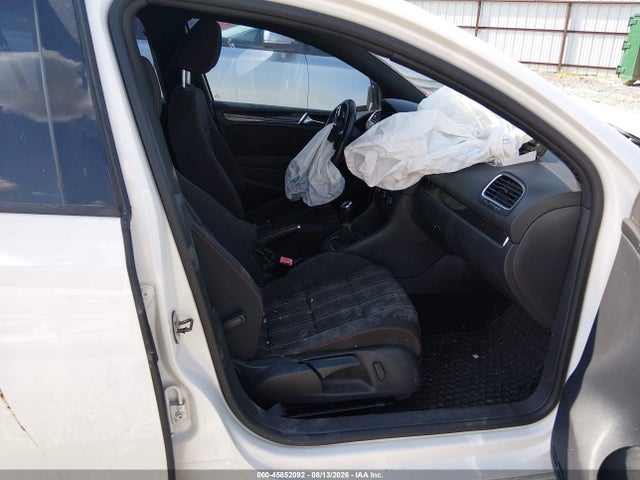 45852092 :رقم المزاد ، WVWGD7AJ7BW179477 vin ، 2011 Volkswagen Gti 4-door مزاد بيع