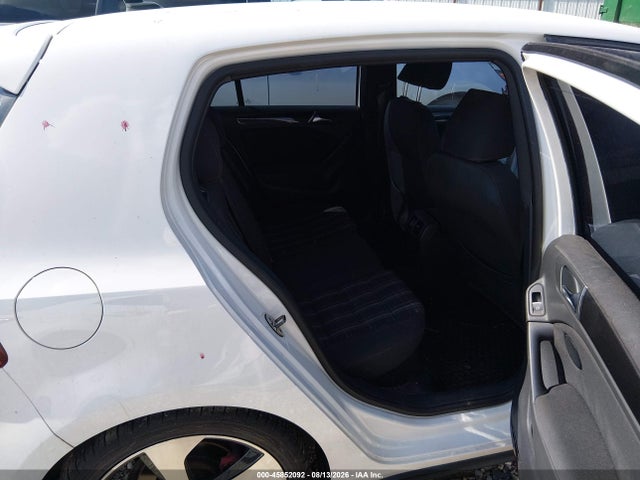 45852092 :رقم المزاد ، WVWGD7AJ7BW179477 vin ، 2011 Volkswagen Gti 4-door مزاد بيع