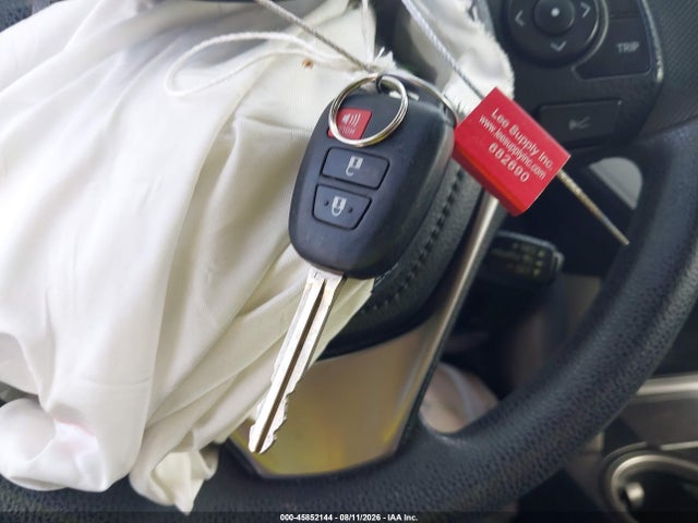 45852144 :رقم المزاد ، JTMBFREV9HJ160139 vin ، 2017 Toyota Rav4 Le مزاد بيع
